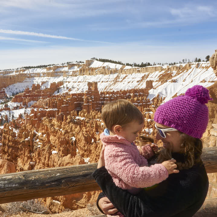 Parques nacionales y paisajes imprescindibles de la Costa Oeste de EEUU 26 Africa fue más interesado en las coletas de mummy y la nieve que los hoodoo de Bryce Canyon