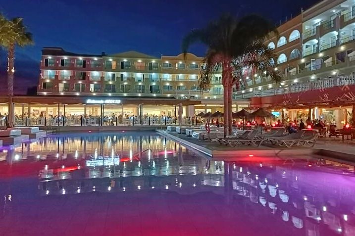Mediterraneo Bay hotel resort