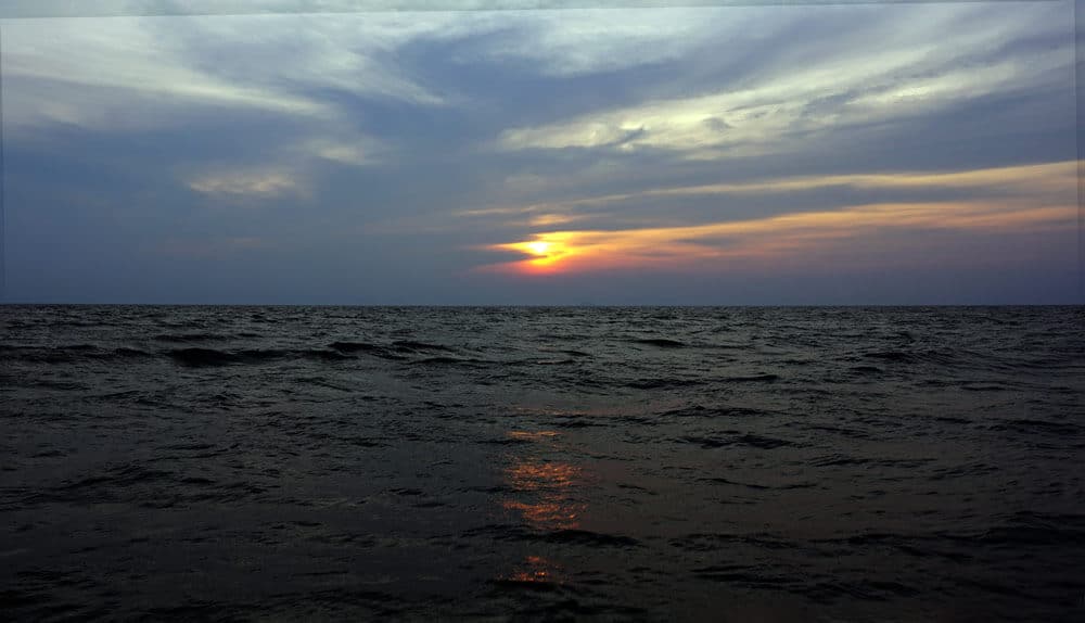Épico atardecer en el mar