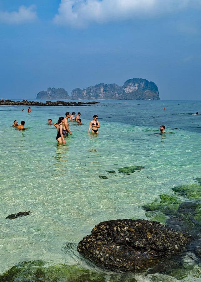 La playa de Bamboo Island con sus aguas cristalinas.