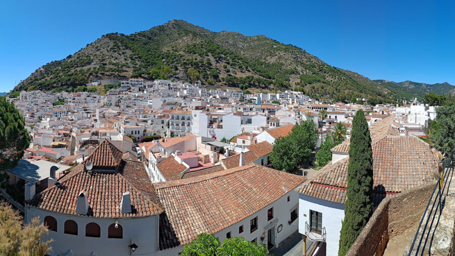 Mijas Pueblo en familia