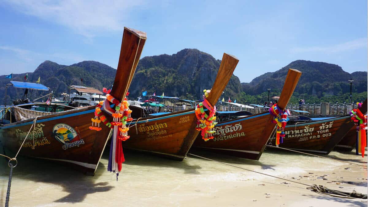 Barcps longtail. Qué ver y qué hacer en las islas Phi Phi en Tailandia.