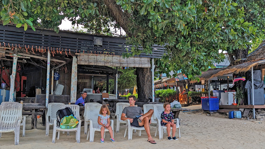 Qué ver y qué hacer en Tailandia: juegos en la playa