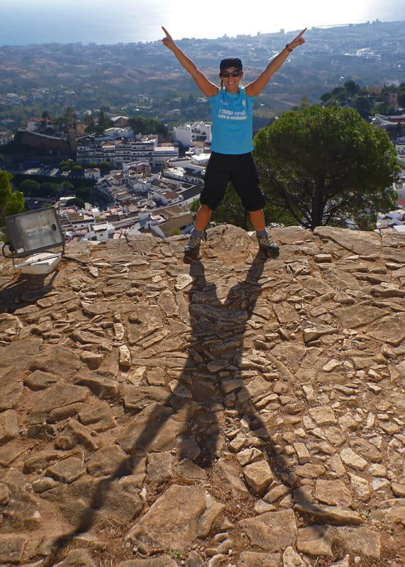 Lucía en la ermita de Calvario Mijas