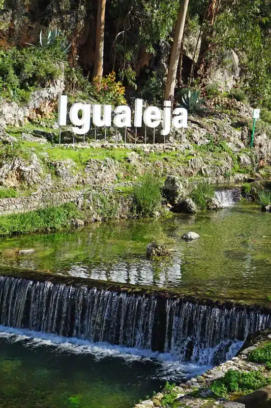 El Bosque de Cobre: 4 rutas fáciles en el Valle del Genal (Málaga) 🍂 9 Nacimiento del río Genal en Igualeja, punto de inicio del bosque de cobre Málaga