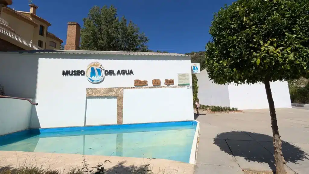Lanjarón: qué ver en el Pueblo del Agua de la Alpujarra 12 museo del agua lanjaron blogueraviajera