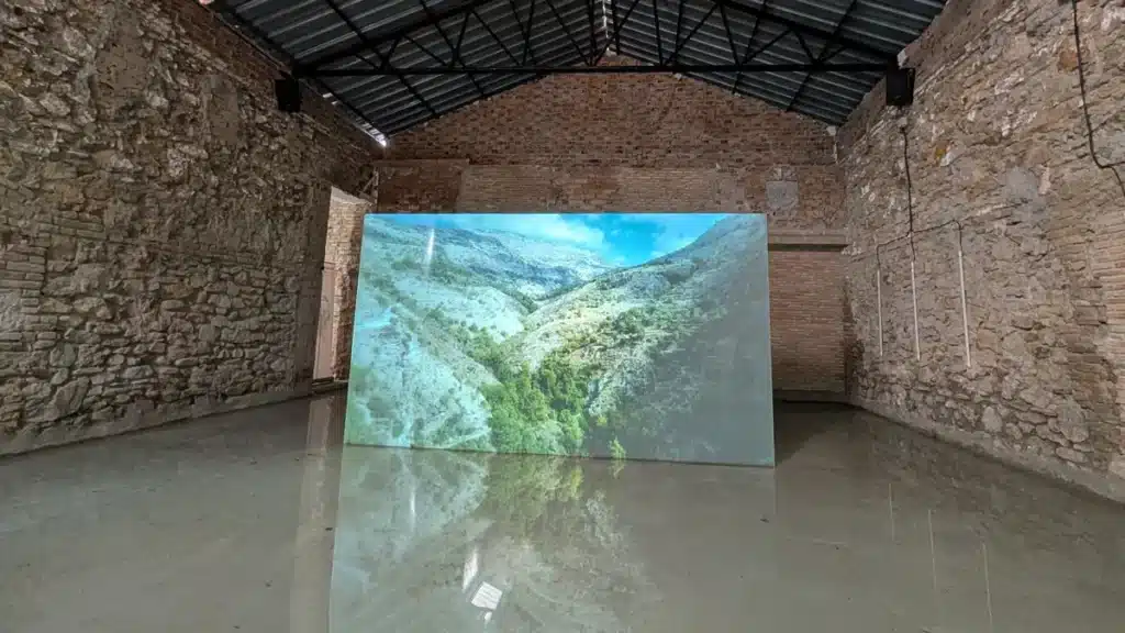 Lanjarón: qué ver en el Pueblo del Agua de la Alpujarra 13 proyeccion museo del agua lanjaron blogueraviajera