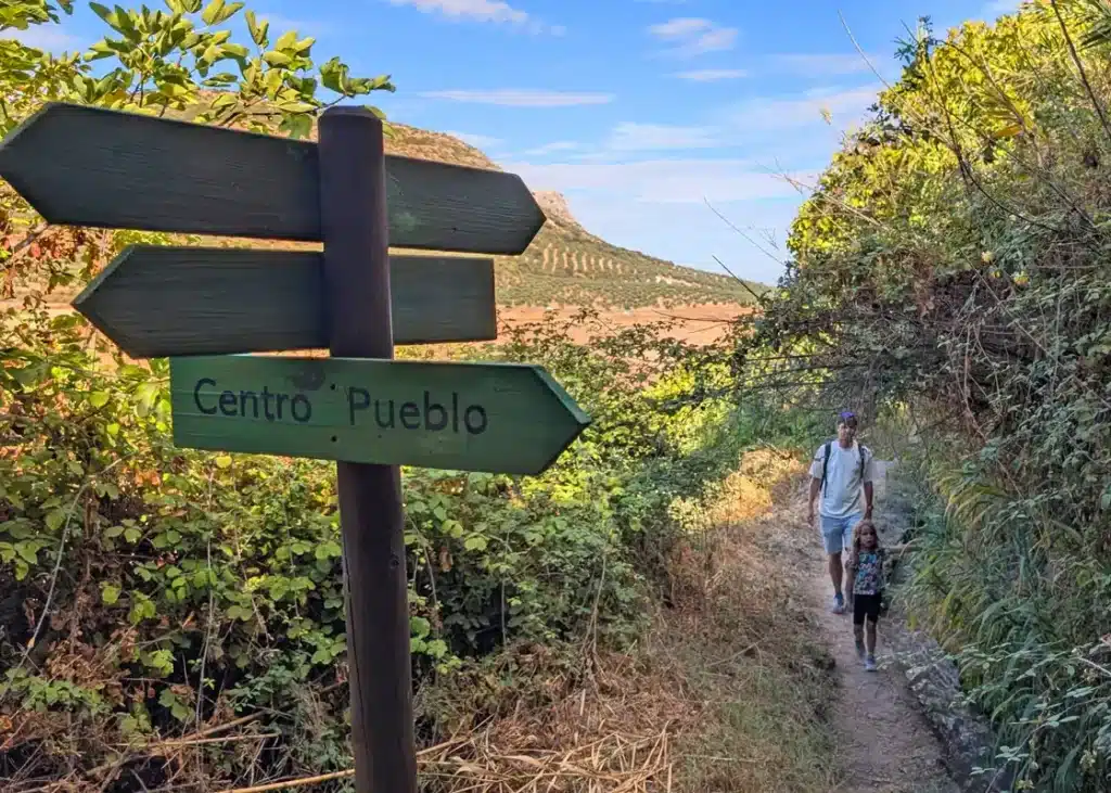 Senda del Tilín 3 ruta de las acequias Cuevas del Becerro