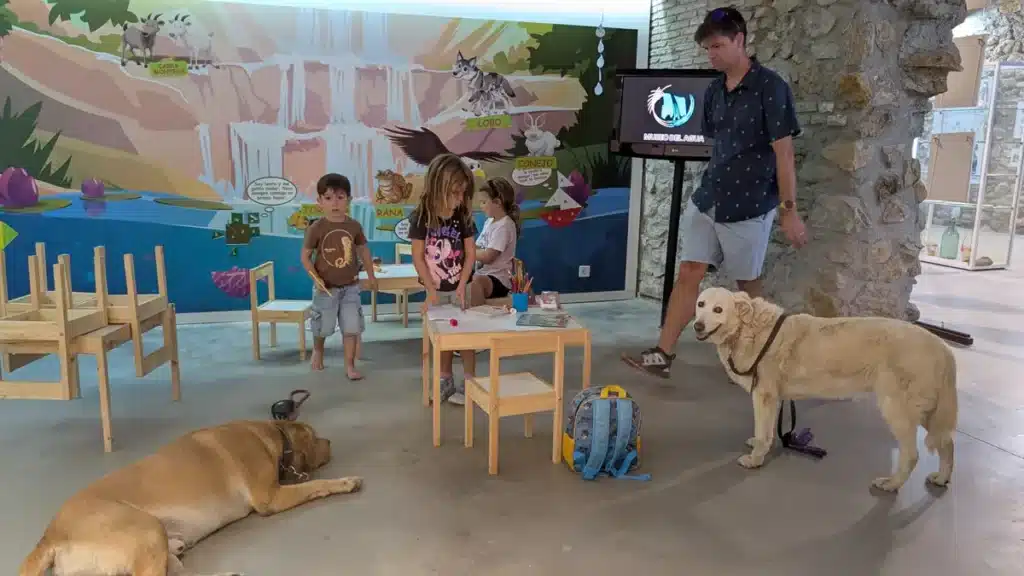 Lanjarón: qué ver en el Pueblo del Agua de la Alpujarra 14 sala infantil museo del agua lanjaron blogueraviajera