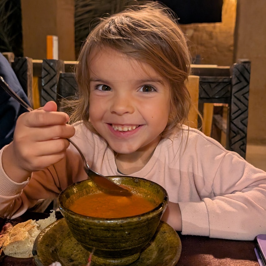 Harira: Una sopa tradicional de tomate, lentejas y especias muy suaves
