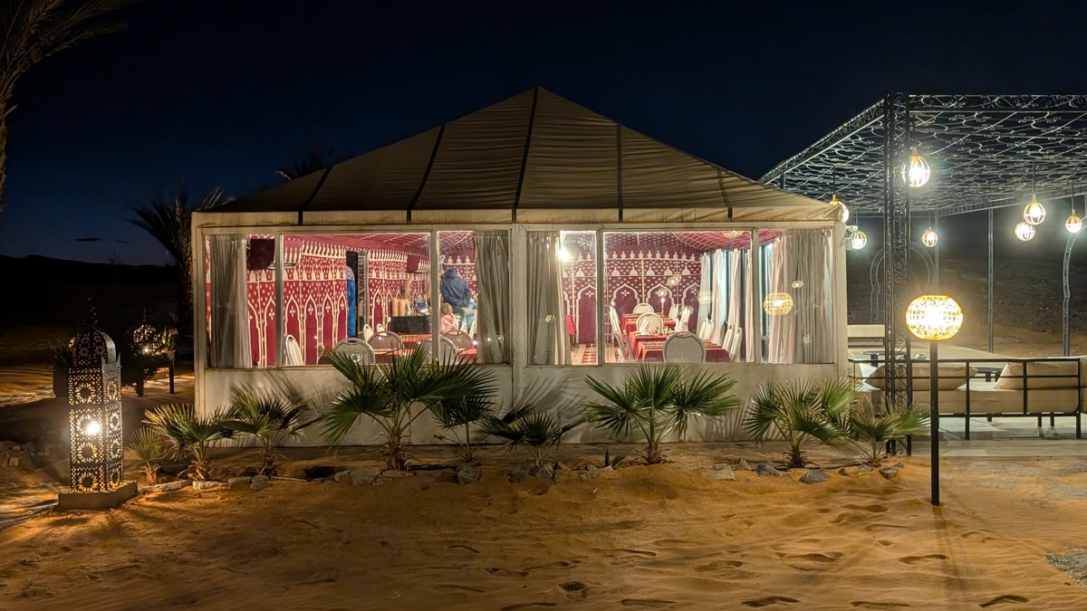 La haima en el desierto