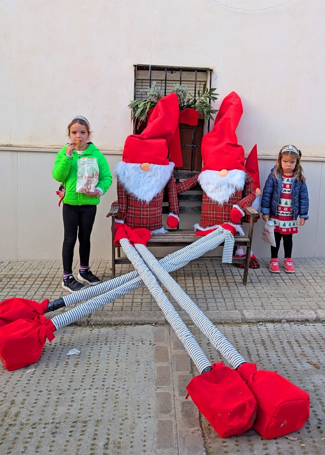 Gnomes in Morente, 2024.