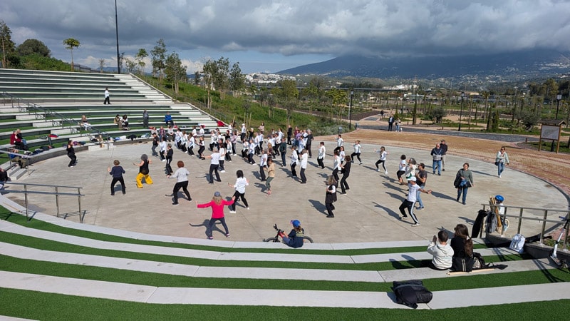 Anfiteatro al aire libre en el gran parque de Mijas