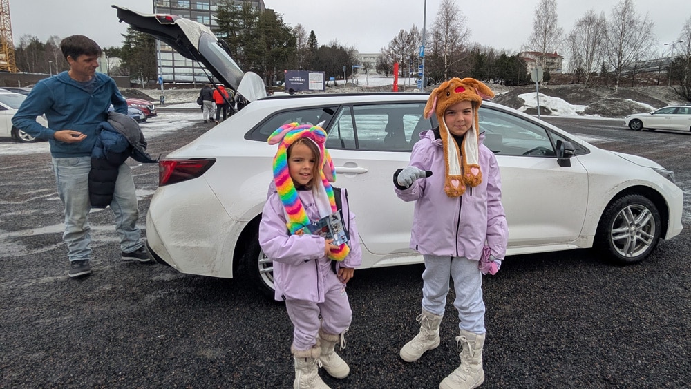 Alquilar coche en Rovaniemi: conduciendo por Laponia en invierno
