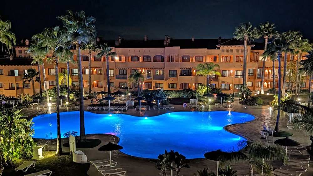 Bakour Oh Nice Costa del Sol piscina