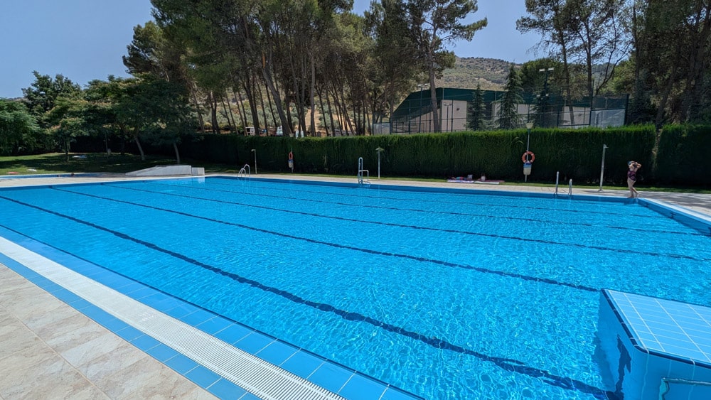 Piscina municipal de Alfarnate