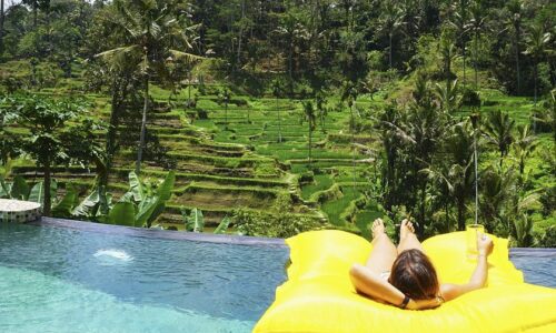 Piscina infinity Bali